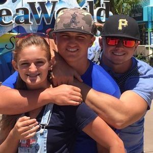 Meet your Posher, Tedette